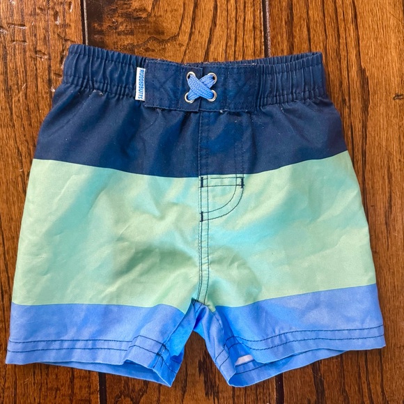 Ruggedbutts Boys Swimtrunks Size 18-24 months - Picture 1 of 3